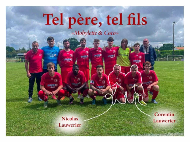 𝟐 𝐠𝐞́𝐧𝐞́𝐫𝐚𝐭𝐢𝐨𝐧𝐬 𝐬𝐮𝐫 𝐥𝐞 𝐭𝐞𝐫𝐫𝐚𝐢𝐧 ❤️  Hier, nos seniors B sont allés faire match nul (2-2) sur la pelouse de Grosbreuil.  C’était l’occasion pour Mobylette et son fils Coco de jouer pour la première fois dans la même équipe !  Une belle image !  Dans le même temps, nos seniors C se sont inclinés 3-2 sur la pelouse du Beignon BASSET.  A dimanche pour la dernière journée de championnat !